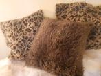 3 sierkussens van imitatiebont, Ophalen of Verzenden, Zo goed als nieuw, Vierkant