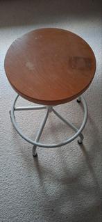 Kruk vintage, Huis en Inrichting, Tafels | Bijzettafels, Ophalen, Gebruikt, 60 cm of meer, Hout