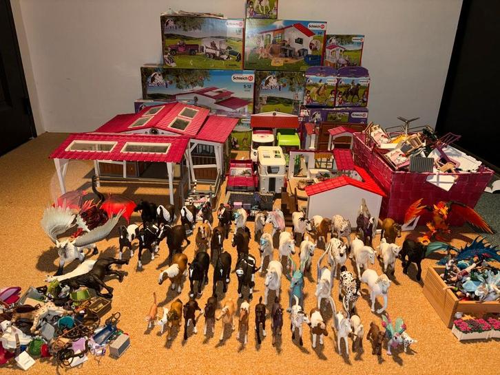 Grote Schleich paarden verzameling met toebehoren, Kinderen en Baby's, Speelgoed | Poppen, Gebruikt, Overige typen, Ophalen of Verzenden
