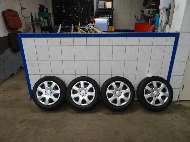 WINTERBANDEN: Peugeot 107 Continental WinterContact 15565R14, Auto-onderdelen, Banden en Velgen, Banden en Velgen, Winterbanden