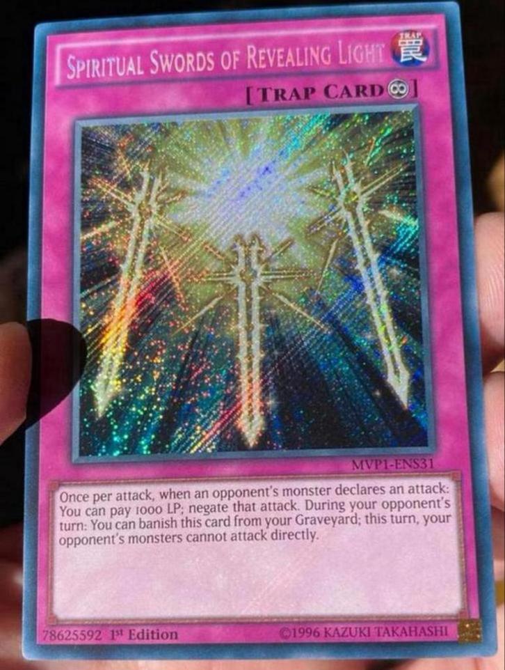 Yu-Gi-Oh! Spiritual Swords of Revealing Light MVP1 1st Ed !, Hobby en Vrije tijd, Verzamelkaartspellen | Yu-gi-Oh!, Zo goed als nieuw
