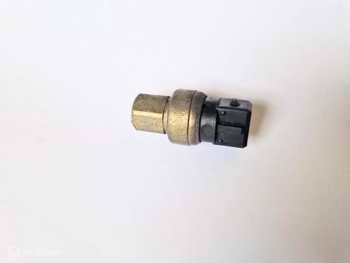 Drukschakelaar airco Volvo 240 940 960 S90 V90 1343216, Auto-onderdelen, Dashboard en Schakelaars, Volvo, Gebruikt, Ophalen of Verzenden