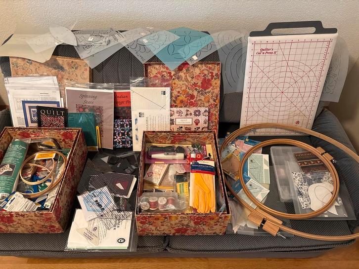 Verzameling Quilting Benodigdheden - Complete Set, Hobby en Vrije tijd, Naaimachines en Toebehoren, Zo goed als nieuw, Toebehoren