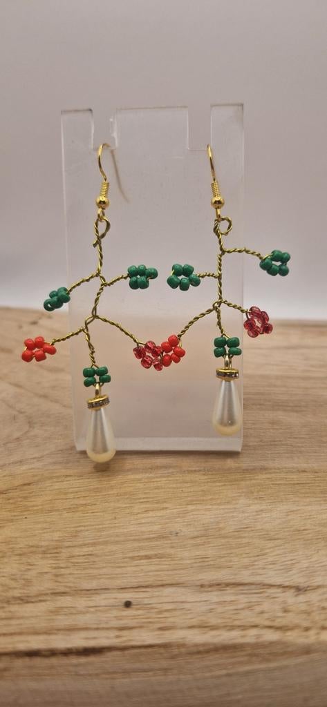 Handgemaakte oorbellen met kralen, Met kristal, Overige materialen, Hangers, Overige kleuren