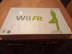 Wij Fit balance board in doos., Spelcomputers en Games, Spelcomputers | Nintendo Wii, Ophalen, Zo goed als nieuw, Zonder controller