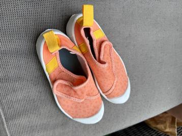 Zwemschoenen Decatlon mt 28-29 beschikbaar voor biedingen