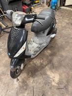 Piaggio Zip 4t - Bouwjaar 2018, Fietsen en Brommers, Ophalen, Gebruikt, Zip, Benzine