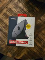 Trust Verto Ergonomische Muis - Nieuw in doos!, Computers en Software, Muizen, Rechtshandig, Muis, Ergonomisch, Nieuw
