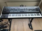 Roland Jupiter-X synthesizer incl standaard en voetpedaal, Muziek en Instrumenten, Synthesizers, Ophalen, Zo goed als nieuw, 61 toetsen