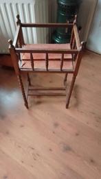 Antiek  rekje  plantentafeltje . Afhalen voor  7,50, Antiek en Kunst, Ophalen