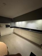 Nette Hoogglans Witte Hoekkeuken apparatuur GEDEMONTEERD