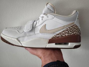 Nike Air Jordan Legacy Low 312 44

Nieuw en 100% orgineel. beschikbaar voor biedingen