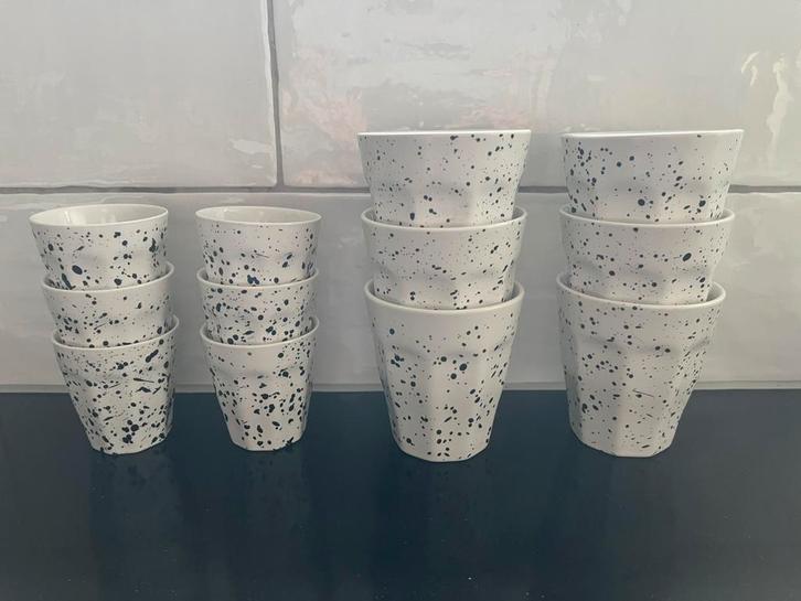 12 kopjes voor koffie / thee / espresso, Huis en Inrichting, Keuken | Servies, Zo goed als nieuw, Kop(pen) en/of Schotel(s), Overige stijlen
