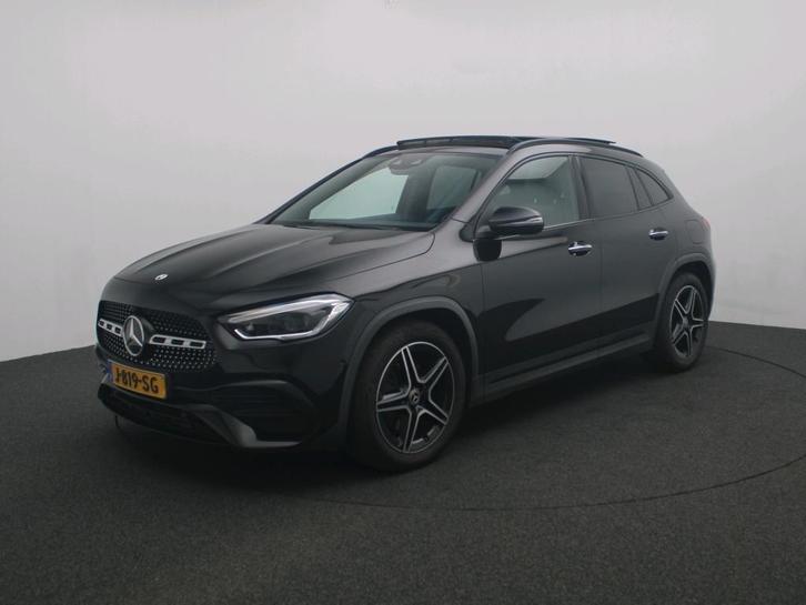 Mercedes-Benz GLA 200  AMG/NightPakket /LED  114380  KM !!, Auto's, Mercedes-Benz, Bedrijf, GLA, Benzine, SUV of Terreinwagen