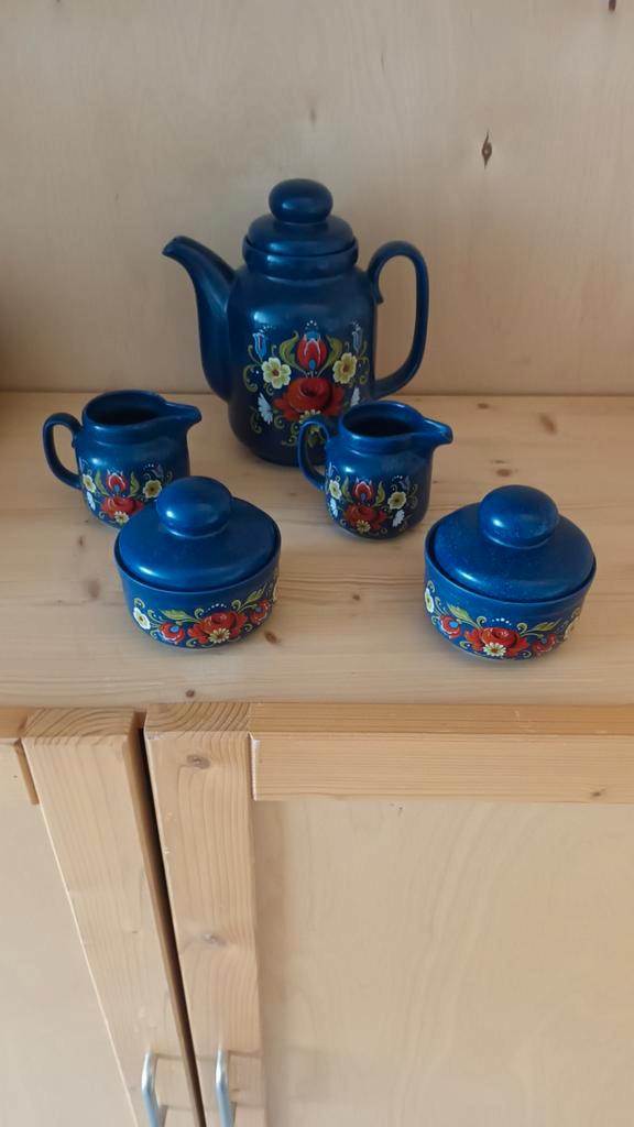 Jaren 70 servies bloemen retro vintage  72 delig, Antiek en Kunst, Antiek | Servies compleet, Ophalen