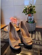 Beige Pearla pumps, Pumps, Beige, Zo goed als nieuw, Pearla