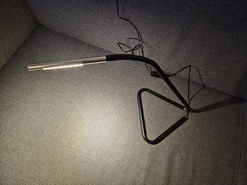 Zwarte LED Bureaulamp Flexibel beschikbaar voor biedingen