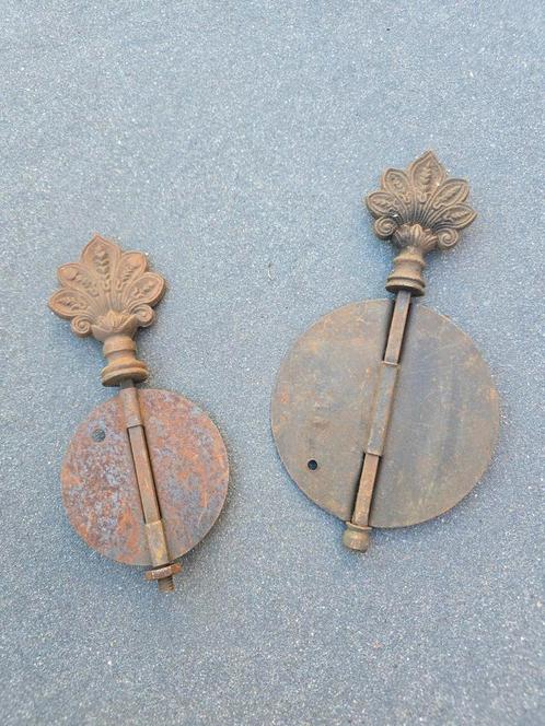 2 antieke gietijzeren Franse kacheldempers smoorkleppen €25, Antiek en Kunst, Antiek | Gereedschap en Instrumenten, Ophalen of Verzenden