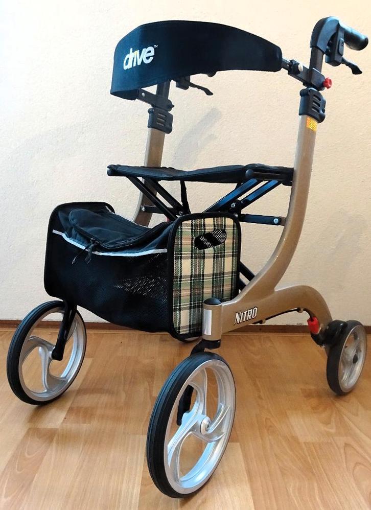 Lichtgewicht inklapbare rollator ‘Drive Nitro’, Diversen, Rollators, Gebruikt, Lichtgewicht, Opvouwbaar, Ophalen