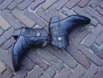 GRATIS VERZENDEN ZWARTE LEREN SENDRA LAARZEN MT 40 beschikbaar voor biedingen