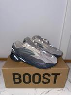 Yeezy boost 700 nieuw 38 2/3 incl doos en bon, Nieuw, Grijs, Sneakers of Gympen, Ophalen