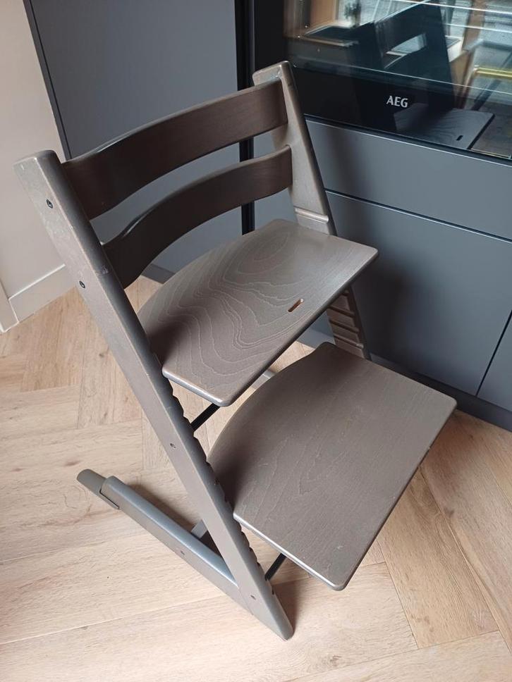 Stokke Tripp Trapp - Hazy Grey, Kinderen en Baby's, Kinderstoelen, Gebruikt, Meegroeistoel, Ophalen
