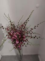 Prachtig bloemen met vas, Ophalen, Zo goed als nieuw