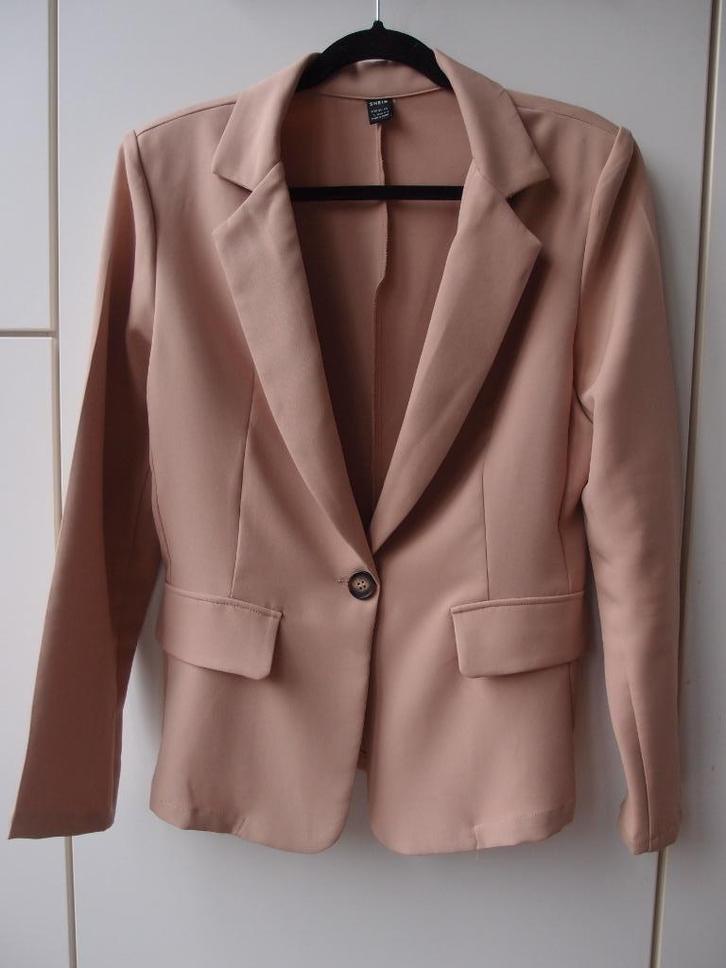 Mooie getailleerde Shein dames blazer maat L 40, Kleding | Dames, Jasjes, Kostuums en Pakken, Zo goed als nieuw, Jasje, Maat 38/40 (M)