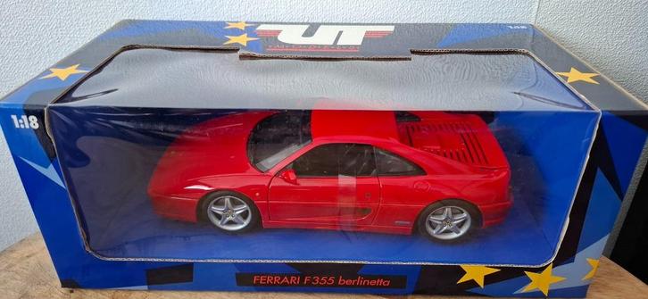 1.18 ferrari f355 berlinetta, Hobby en Vrije tijd, Modelauto's | 1:18, Zo goed als nieuw, Auto, UT Models, Ophalen of Verzenden