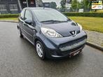 Peugeot 107 1.0-12V XS 5deurs airco, Voorwielaandrijving, Euro 5, Gebruikt, 4 stoelen