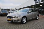 Volvo V60 2.4 D6 AWD Plug-In Hybrid Summum 2e EIG_ADAP-CRUIS, Auto's, Automaat, Beige, Adaptive Cruise Control, Vierwielaandrijving