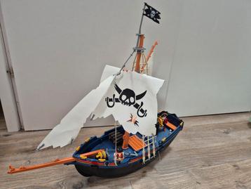 Piratenschip van Playmobil  beschikbaar voor biedingen