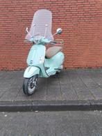 Vespa Primavera 2023 - Groen met accessoires, Ophalen of Verzenden