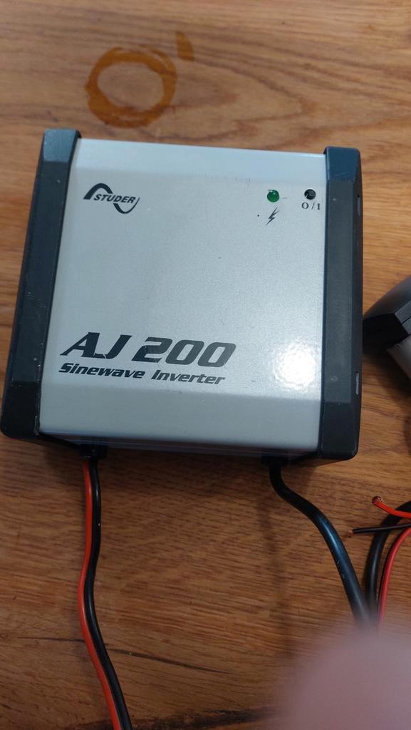 Studer AJ200 Sinewave Inverter - Omvormer, Caravans en Kamperen, Camper-accessoires, Gebruikt, Ophalen of Verzenden