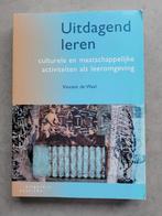 V. de Waal - Uitdagend leren, V. de Waal, Maatschappij en Samenleving, Ophalen of Verzenden, Zo goed als nieuw