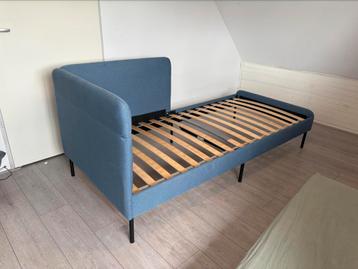 Ikea bed 200x90 (inlcusief lattenbodem en matras)