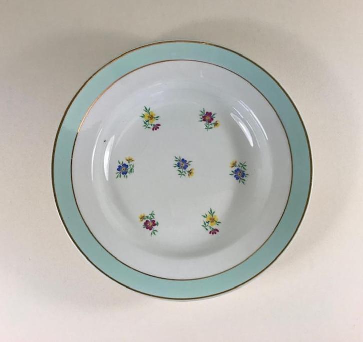 K & G Lunéville demi porcelaine diep bord soepbord 1892-1960, Antiek en Kunst, Antiek | Servies los, Ophalen of Verzenden