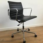 Vitra Eames bureaustoel EA 117 gepolijst zwart leer, Huis en Inrichting, Bureaustoelen, Ophalen, Zwart, Zo goed als nieuw, Nvt