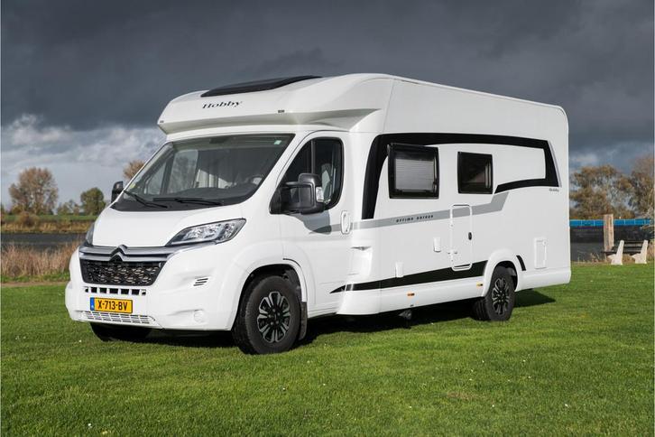 Hobby V 65 GE Optima Ontour Edition 2021/ Dak Airco 170pk 4, Caravans en Kamperen, Campers, Bedrijf, tot en met 4, Hobby, Diesel