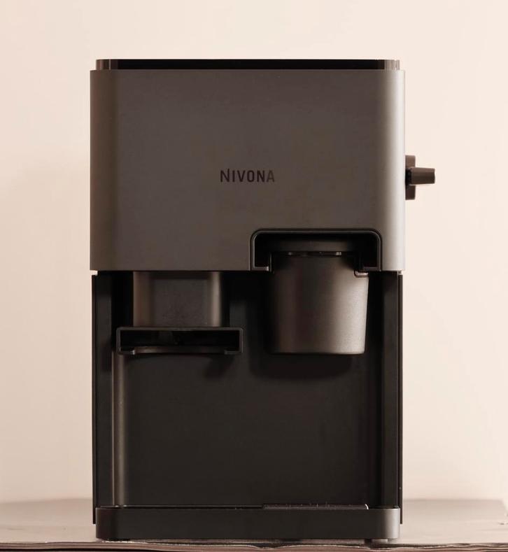 Nivona Cube 4106, Witgoed en Apparatuur, Koffiezetapparaten, Zo goed als nieuw, Koffiebonen, Espresso apparaat, 1 kopje, Afneembaar waterreservoir