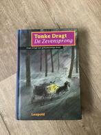 Tonke Dragt - De zevensprong (hardcover), Tonke Dragt, Ophalen of Verzenden, Zo goed als nieuw, Fictie