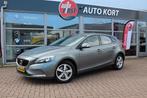 Volvo V40 2.0 T2 Momentum, 65 €/maand, Stof, Gebruikt, 4 cilinders