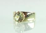 Gouden ring met grote groene saffier, Ophalen of Verzenden, Goud, Ring, Met edelsteen