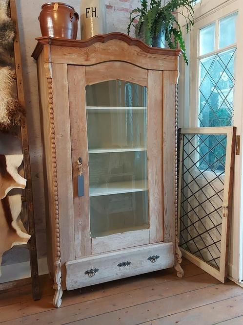 Landelijk klassiek | oud grenen vitrinekast, Huis en Inrichting, Kasten | Vitrinekasten, Gebruikt, 25 tot 50 cm, Glas, Ophalen