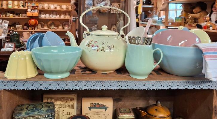 Mooie oude Turquoise, Groene spoelkom., Antiek en Kunst, Antiek | Servies los, Ophalen of Verzenden