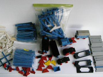 lego trein 12 volt / 4,5 volt grote partij onderdelen beschikbaar voor biedingen