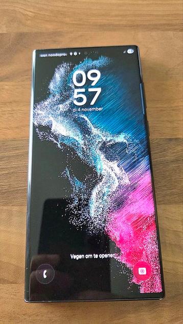Hele mooie Samsung S22 Ultra zwart beschikbaar voor biedingen