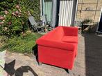Rode bank, Huis en Inrichting, Banken | Sofa's en Chaises Longues, Ophalen, Gebruikt, Driepersoons, Stof