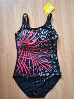 Tweka badpak,  maat 42, Kleding | Dames, Badmode en Zwemkleding, Zwart, Nieuw, Badpak, Ophalen of Verzenden