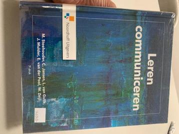 Leren communiceren studieboek, nieuw in verpakking beschikbaar voor biedingen